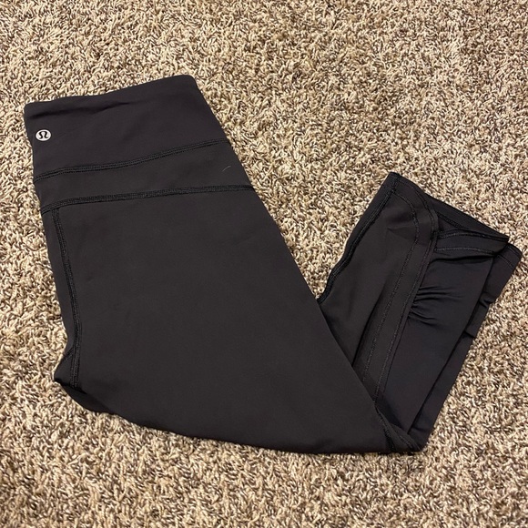 Never Worn! Lululemon crop leggings - Picture 1 of 6